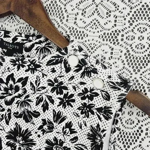 Talbots‎ mock neck floral printe textured tank top women's S/P - Picture 3 of 7